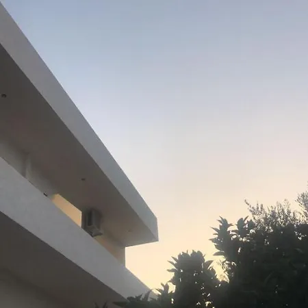 Elite ゲストハウス *